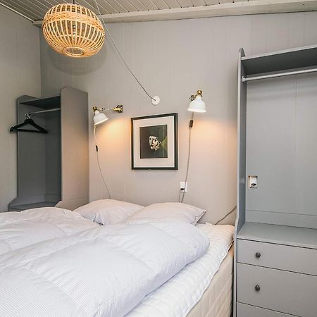 5 Person Holiday Home In Henne Henne Strand Luaran gambar