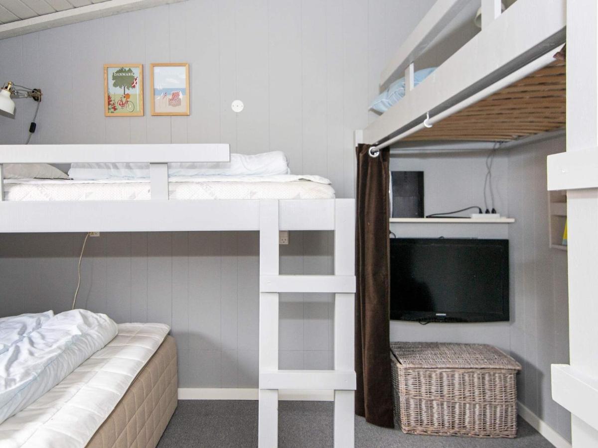 5 Person Holiday Home In Henne Henne Strand Luaran gambar