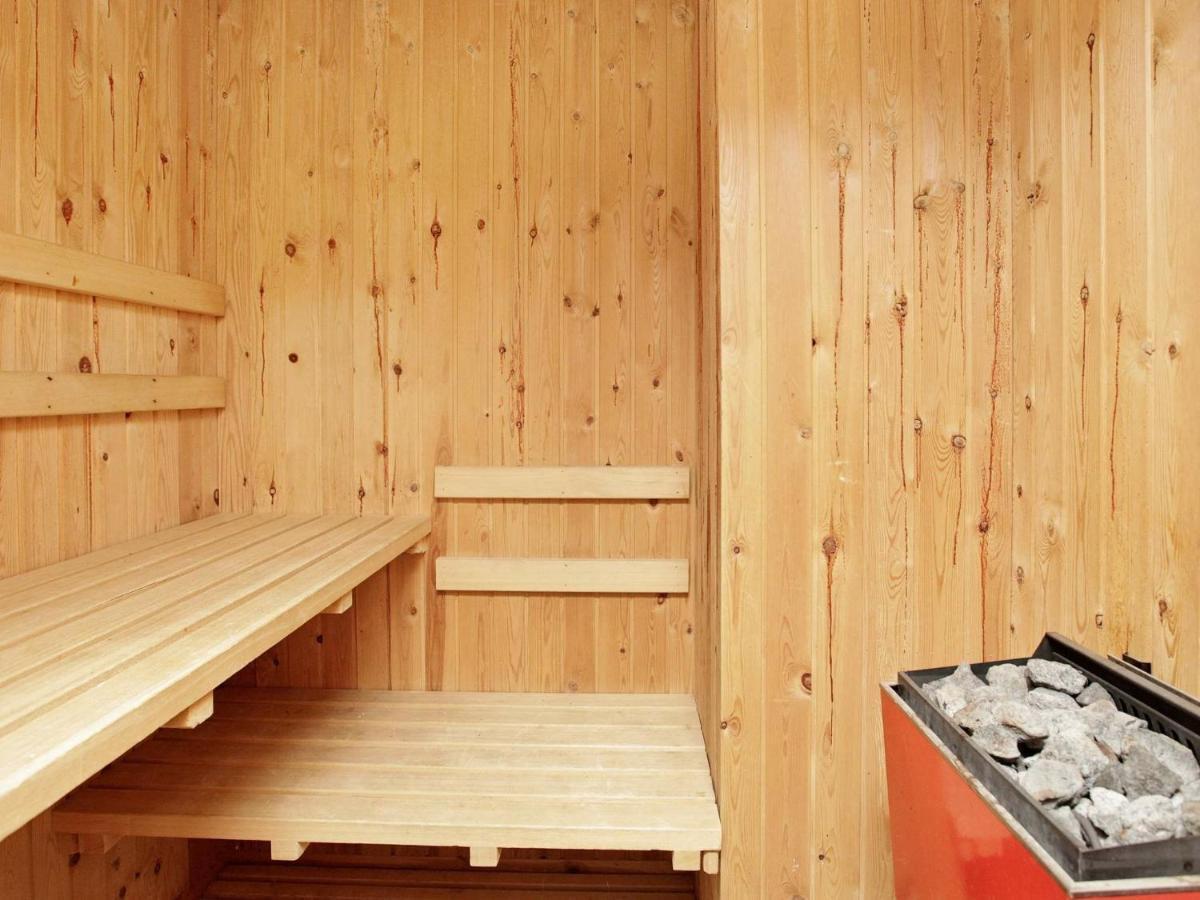 5 Person Holiday Home In Henne Henne Strand Luaran gambar
