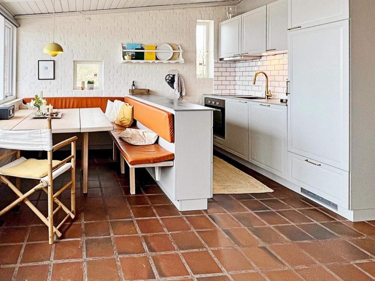 5 Person Holiday Home In Henne Henne Strand Luaran gambar